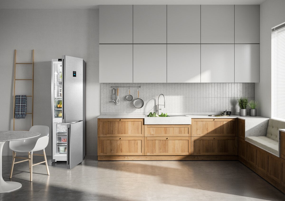 Liebherr CBNstb 579i Peak Vrijstaand 362 l Zilver