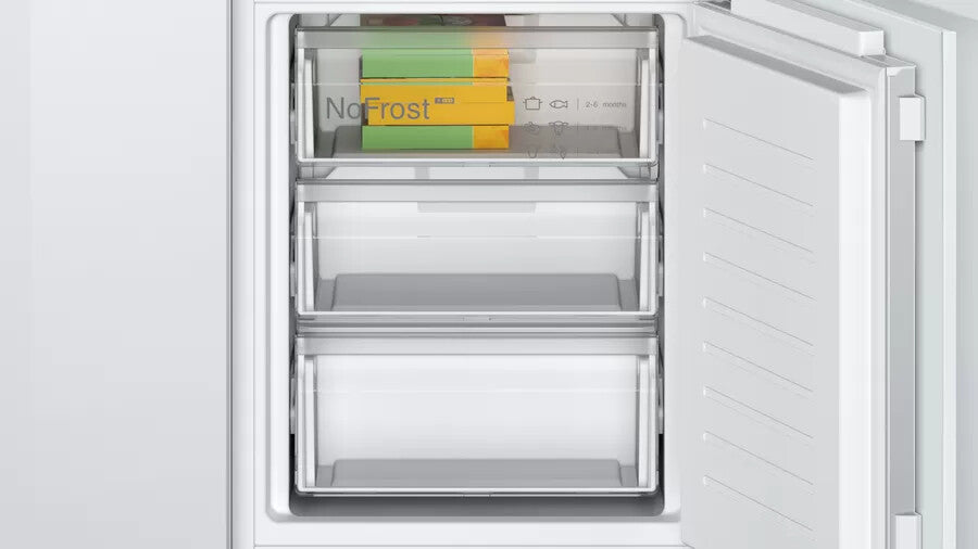Bosch Serie 4 KIN86VFE0 koel-vriescombinatie Ingebouwd 260 l