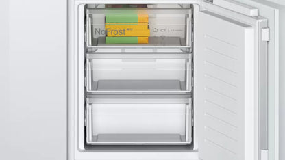 Bosch Serie 4 KIN86VFE0 koel-vriescombinatie Ingebouwd 260 l