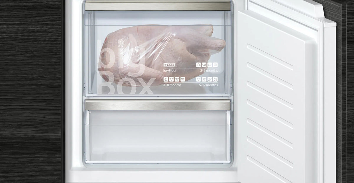 Siemens iQ500 KI87SEDD0 koel-vriescombinatie Ingebouwd 270 l