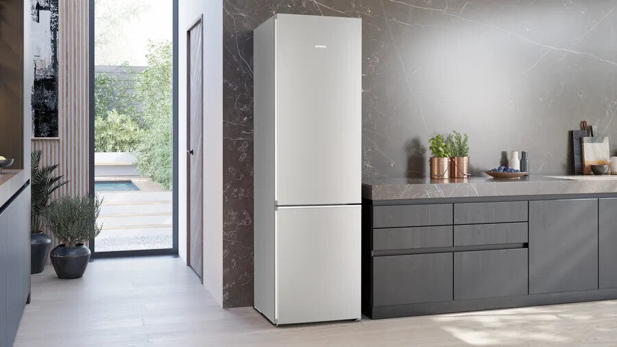 Siemens iQ500 KG39NEIAF koel-vriescombinatie Vrijstaand 363 l Geborsteld staal
