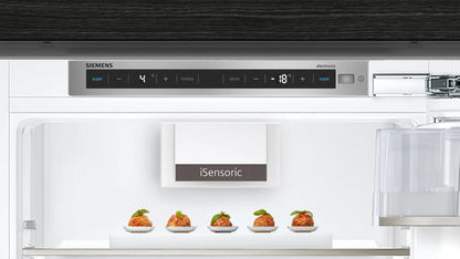 Siemens iQ500 KI87SEDD0 koel-vriescombinatie Ingebouwd 270 l