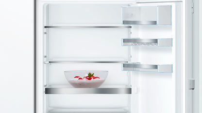 Bosch Serie 6 KIS77AFE0 koel-vriescombinatie Ingebouwd 231 l Wit