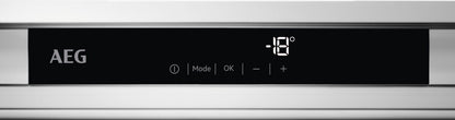 AEG TAB7N12EF Vrieskast Ingebouwd 122 l