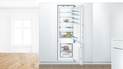 Bosch Serie 6 KIS87AFE0 koel-vriescombinatie Ingebouwd 272 l Wit