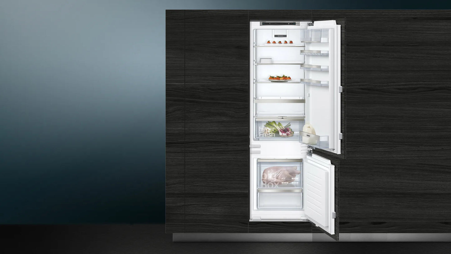 Siemens iQ500 KI87SEDD0 koel-vriescombinatie Ingebouwd 270 l